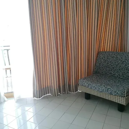 Royal Hotel 4*